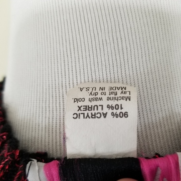 Vintage Sweater Black and Red Damask Metallic - Picture 6 of 6